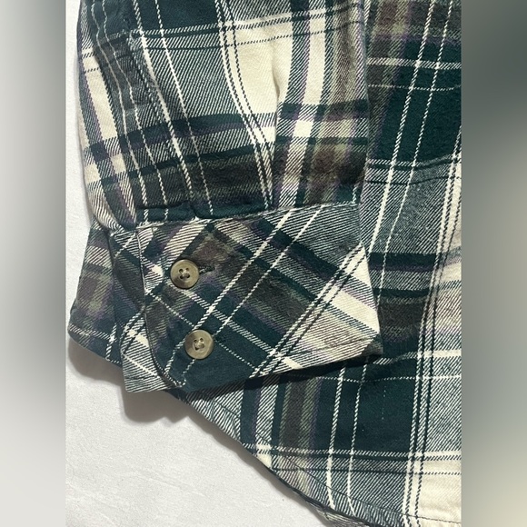 TNA Green and White Plaid Casual Shirt - Picture 5 of 8